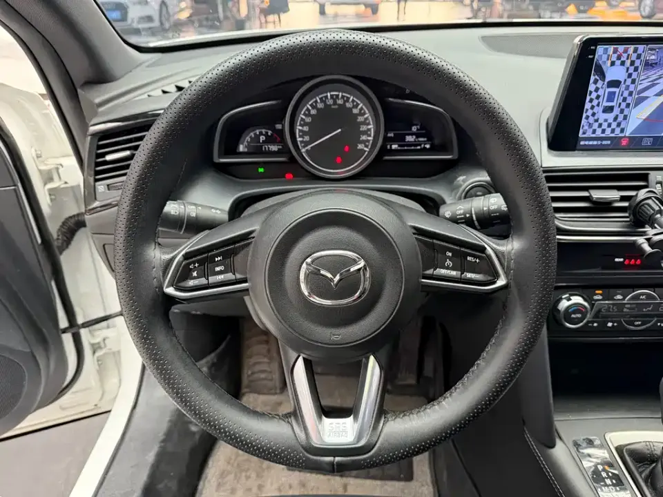Mazda CX-4