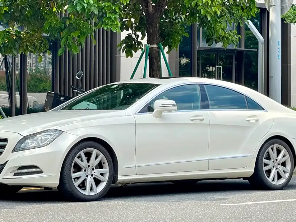 Mercedes-Benz CLS