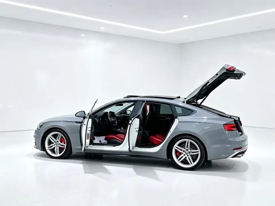 Audi A5 (Import)