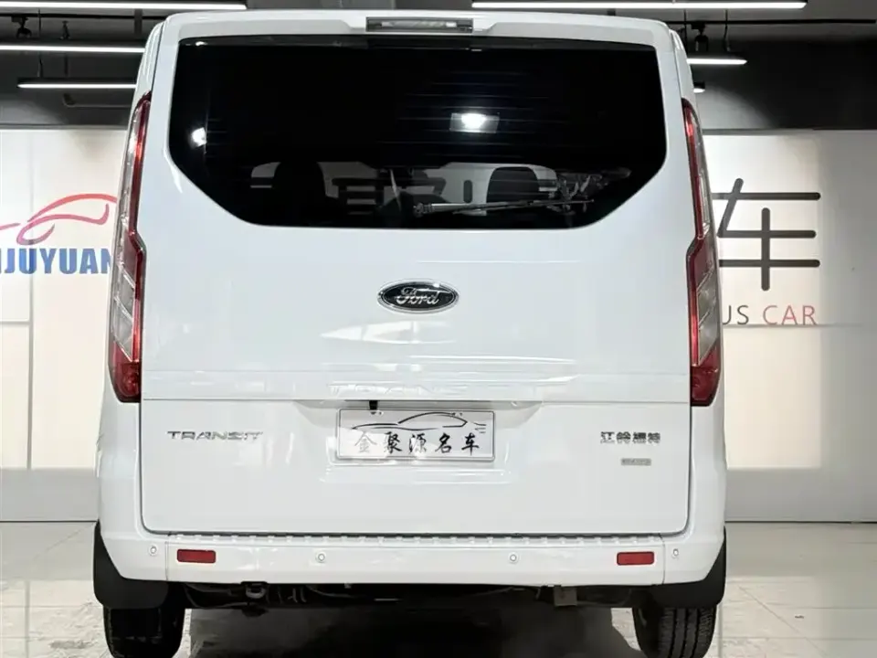 Ford Tourneo