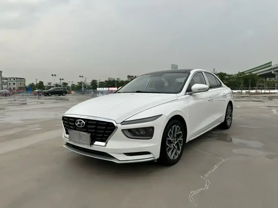 Hyundai Mistra