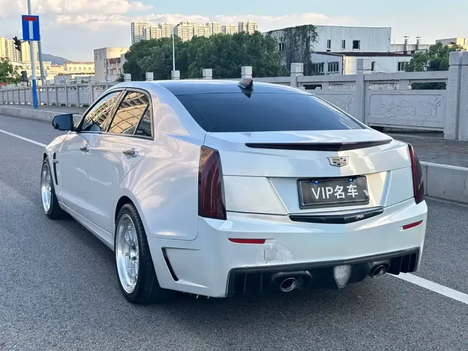 Cadillac ATS-L