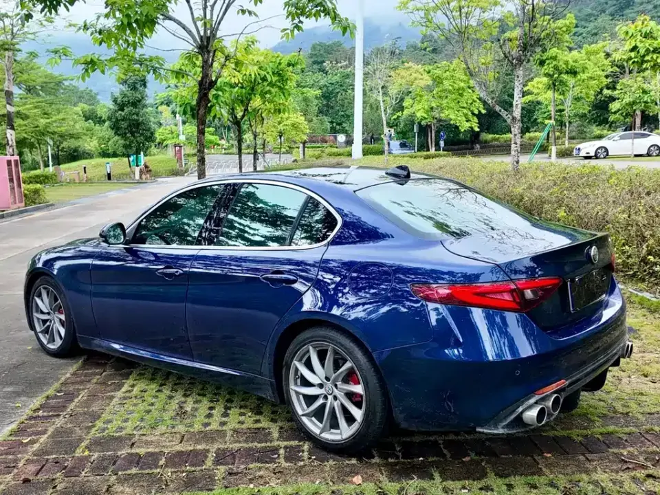 Alfa Romeo Giulia