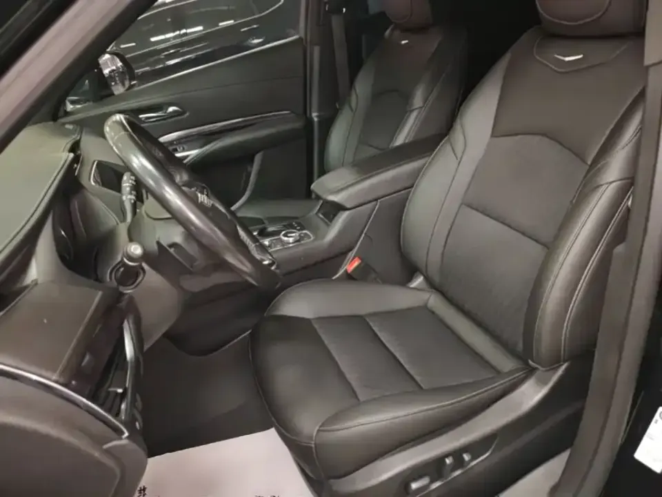 Cadillac XT4