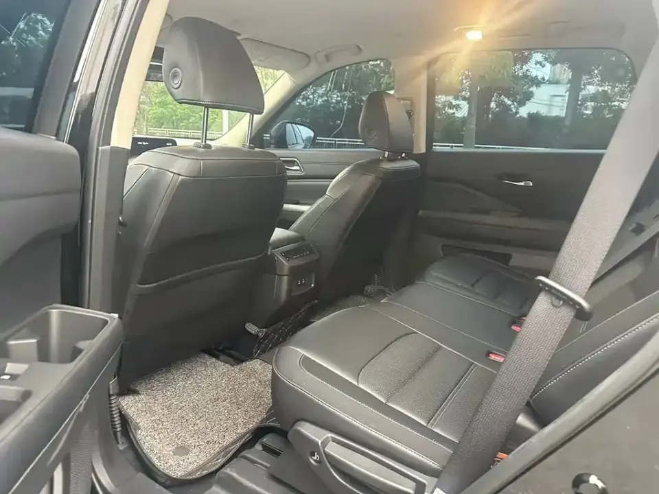 Nissan Teramont
