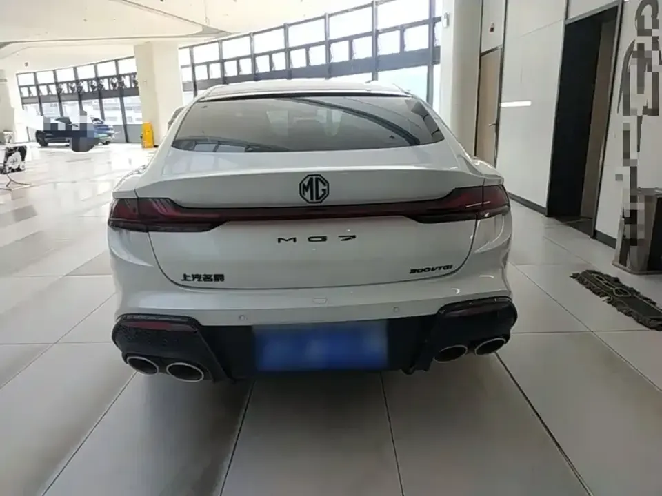MG MG7