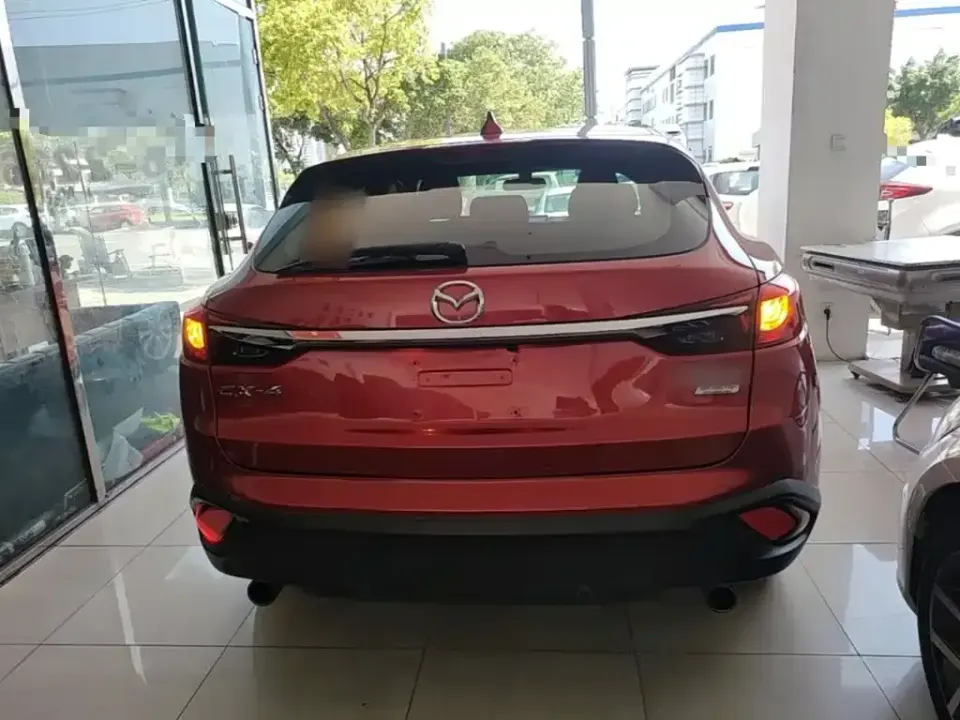 Mazda CX-4