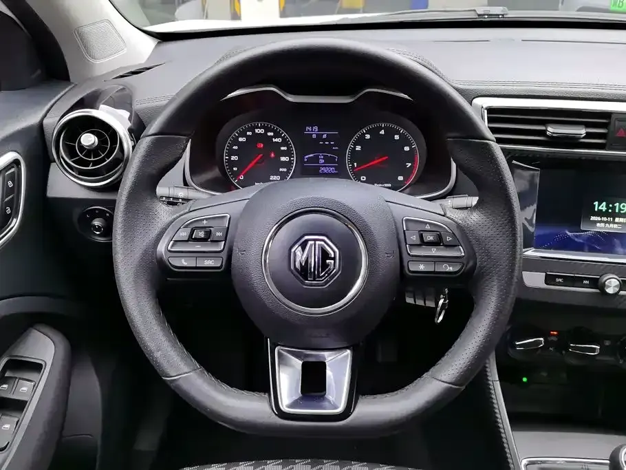 MG ZS