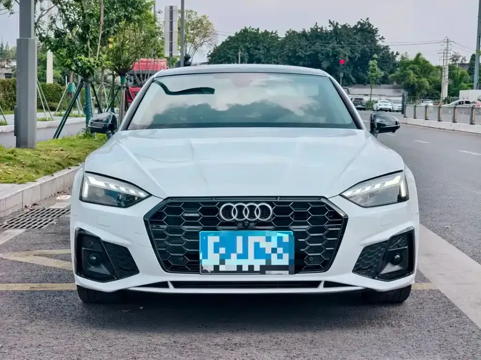 Audi A5 (Import)