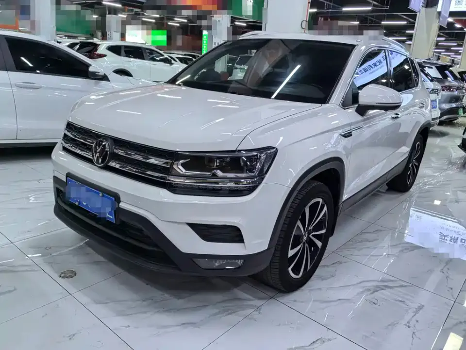 Volkswagen Tharu