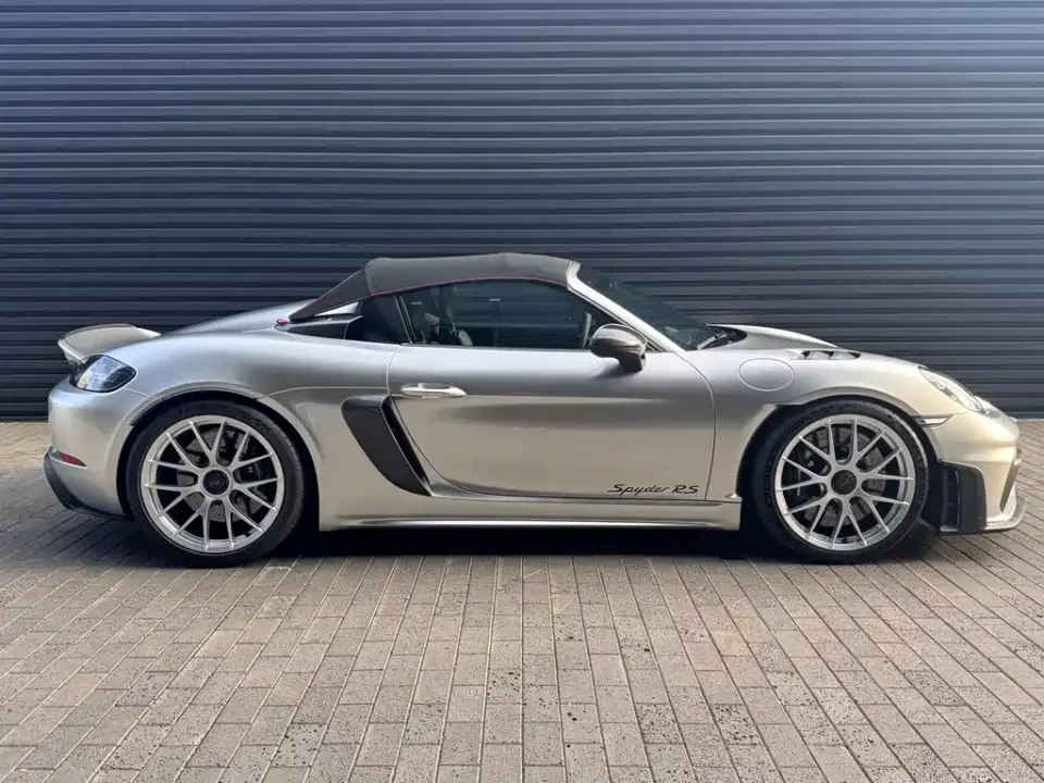 Porsche 718