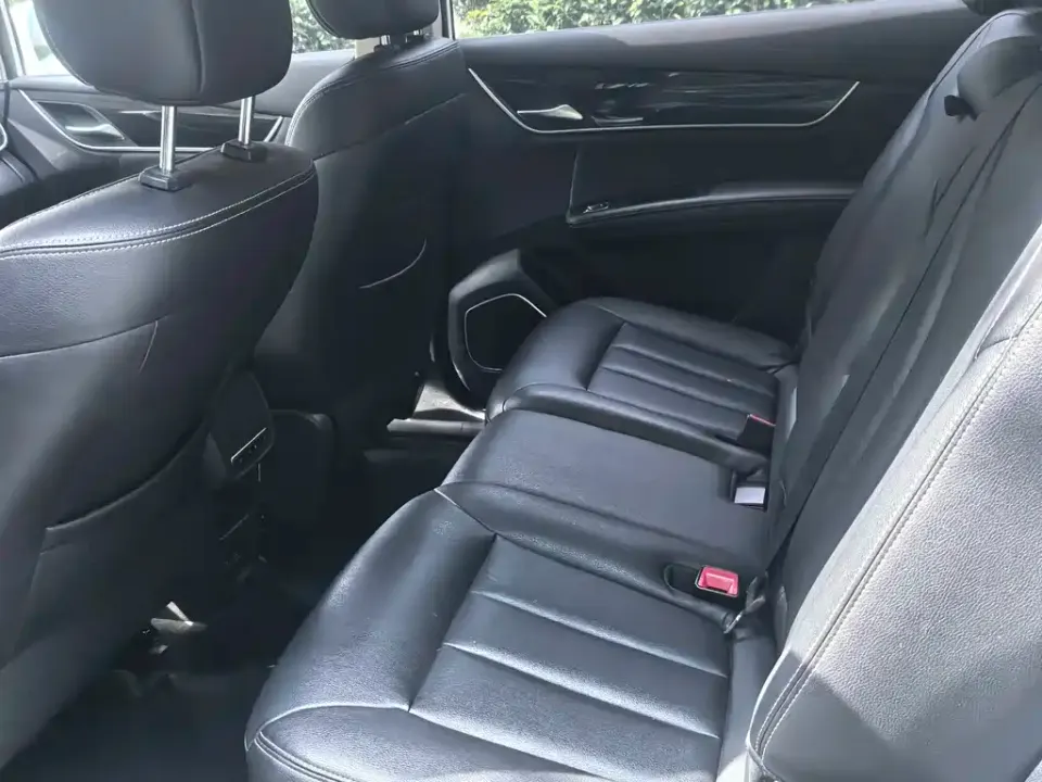 BYD MAX