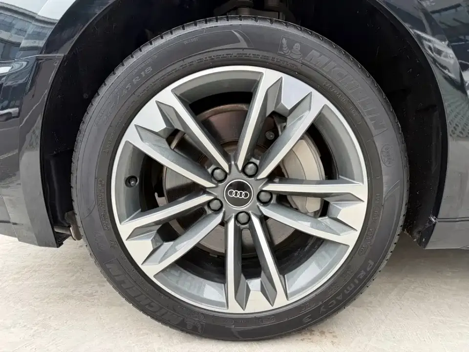 Audi A4 (Import)
