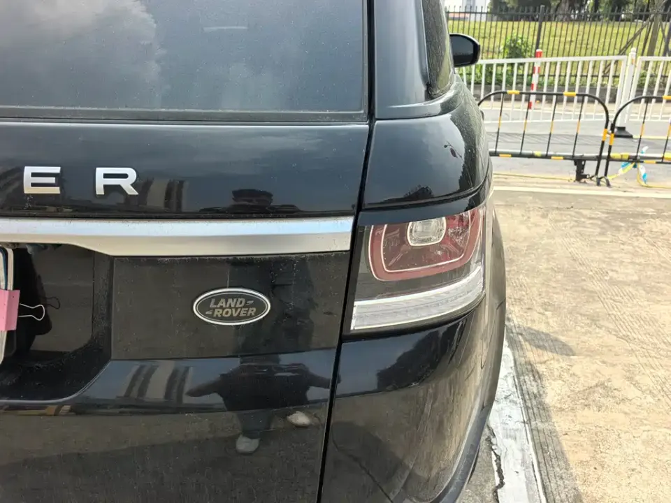 Land Rover Sport