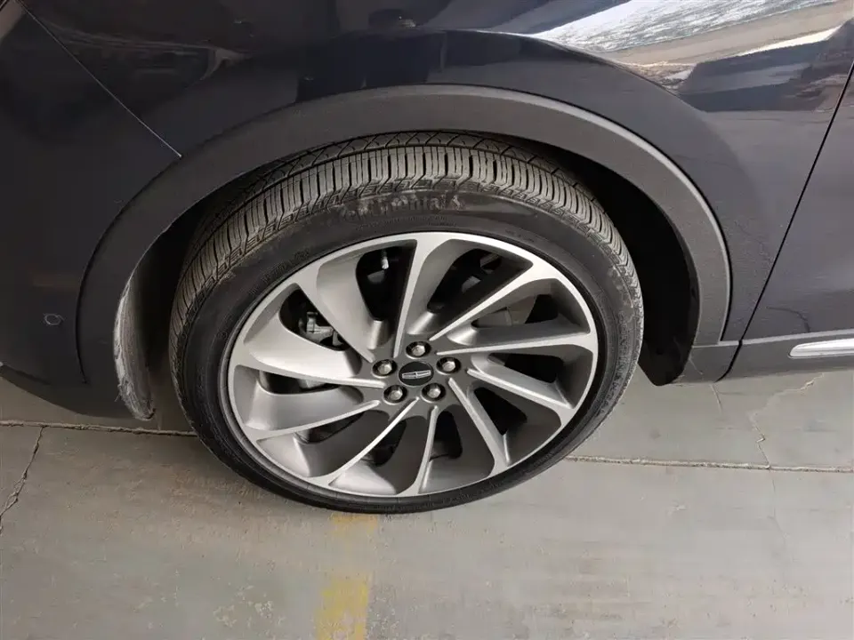Lincoln Nautilus