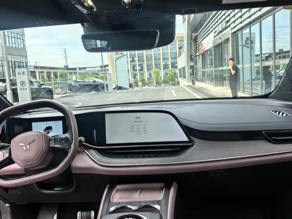Hongqi Hongqi Tiangong 08