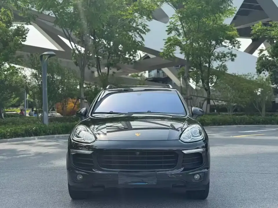 Porsche Cayenne Hybrid