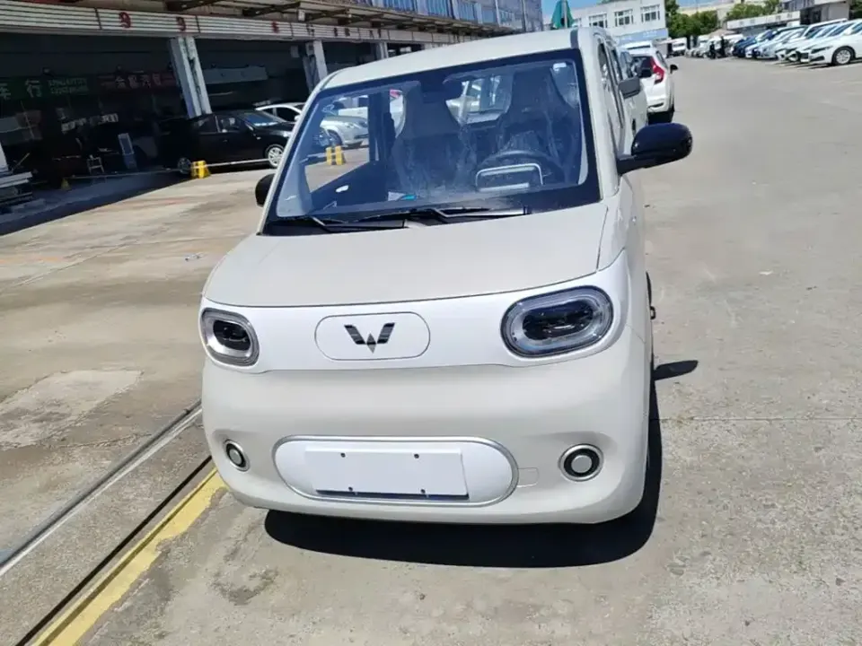 Wuling MINIEV