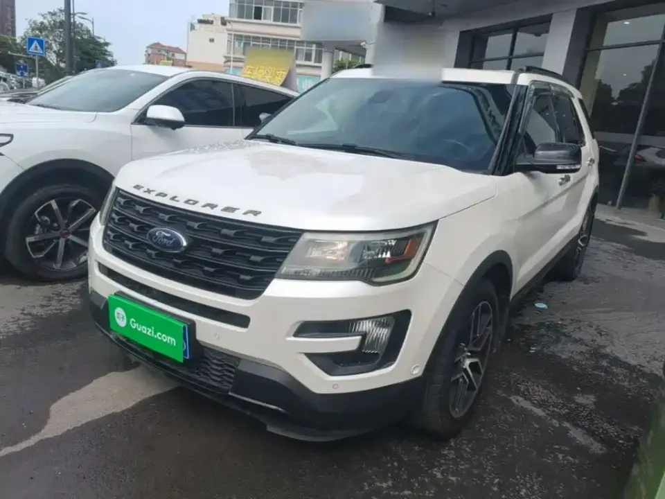 Ford Explorer (Import)