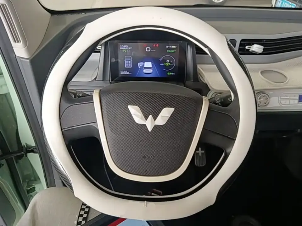 Wuling MINIEV