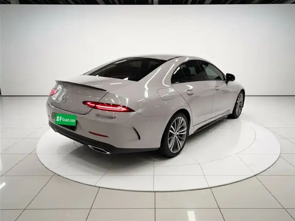 Mercedes-Benz CLS