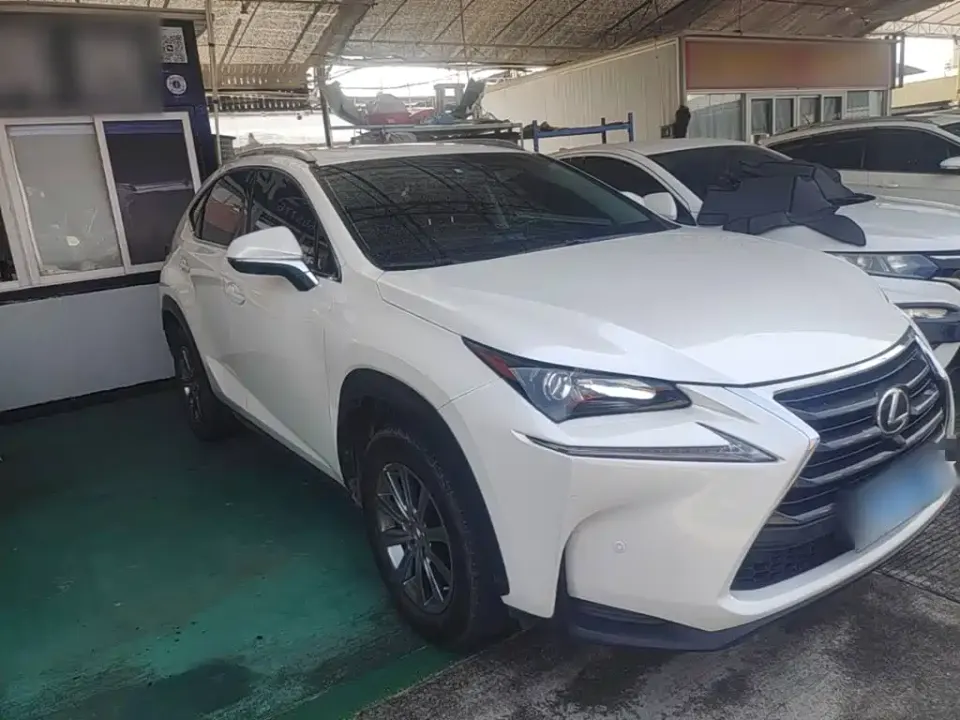 Lexus NX