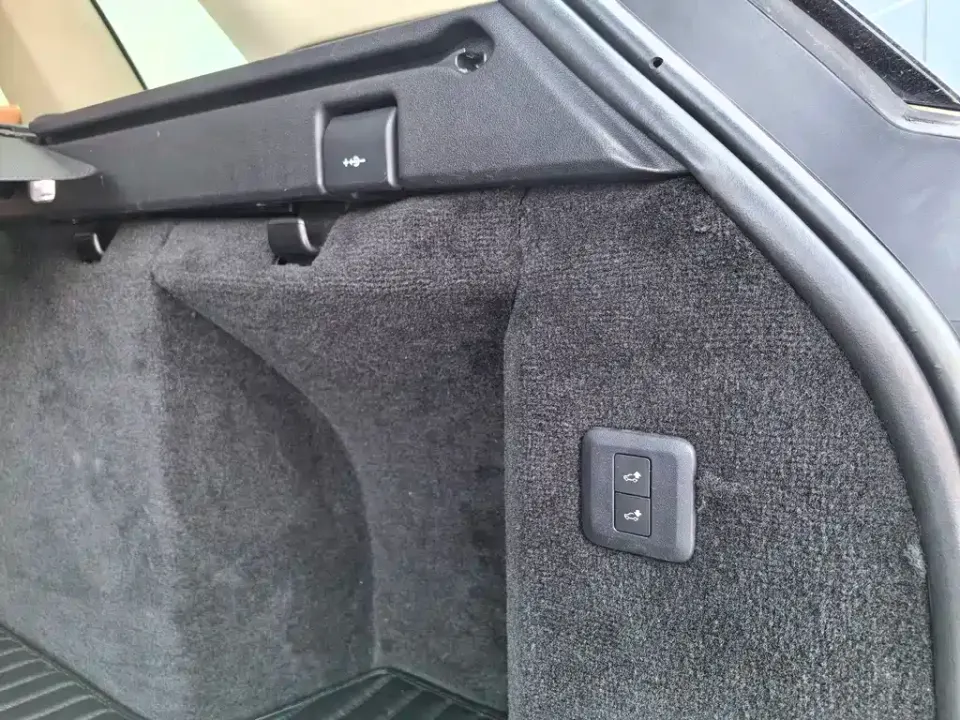 Land Rover Sport