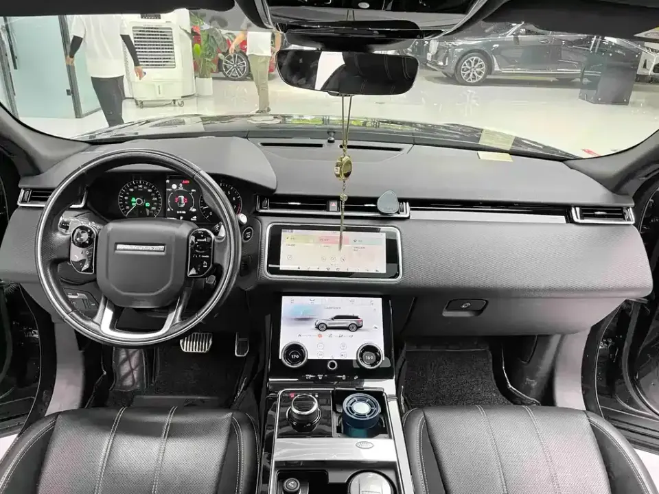 Land Rover Velar