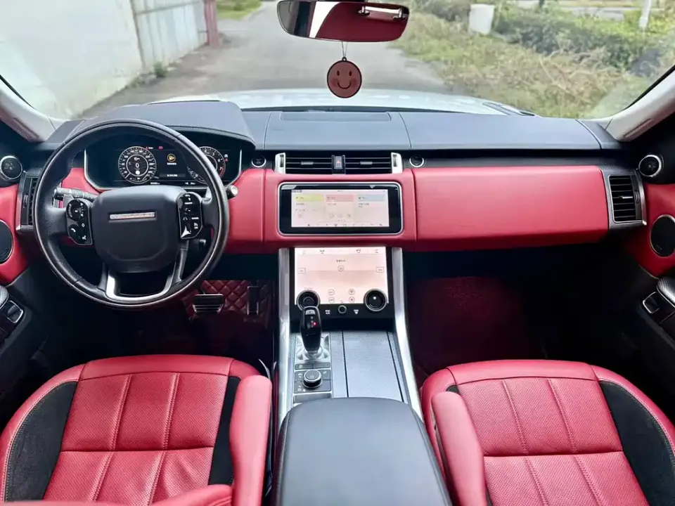 Land Rover Sport