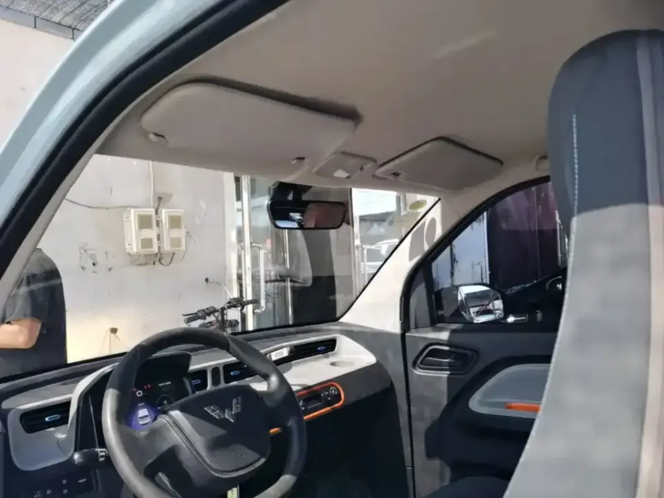Wuling MINIEV