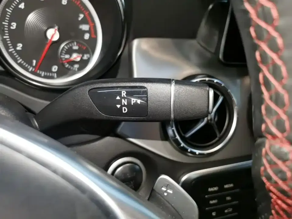 Mercedes-Benz CLA (Import)