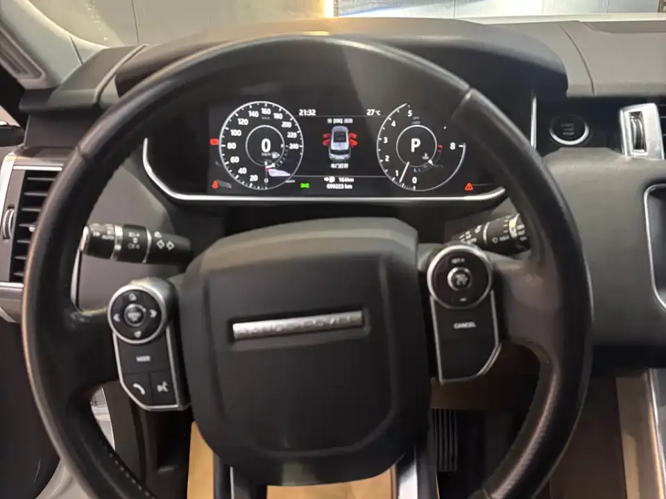 Land Rover Sport