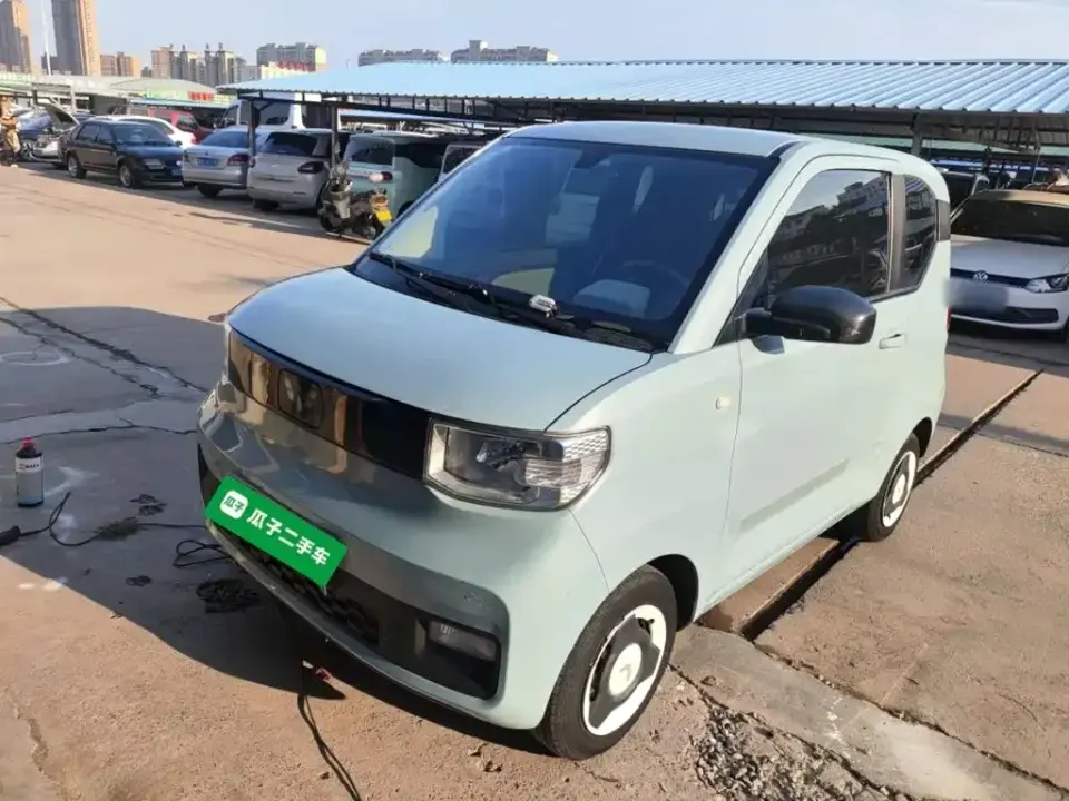 Wuling MINIEV