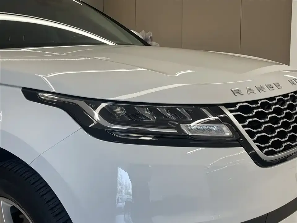 Land Rover Velar