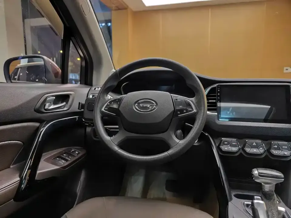 GAC Trumpchi GS4