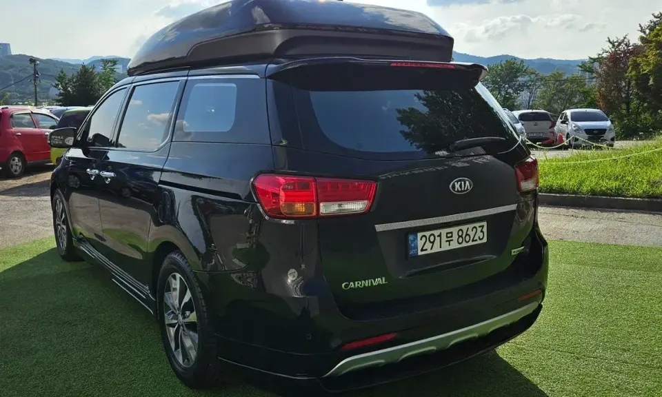 Kia Canival