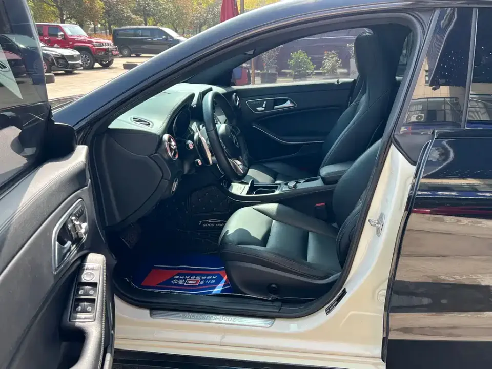 Mercedes-Benz CLA (Import)