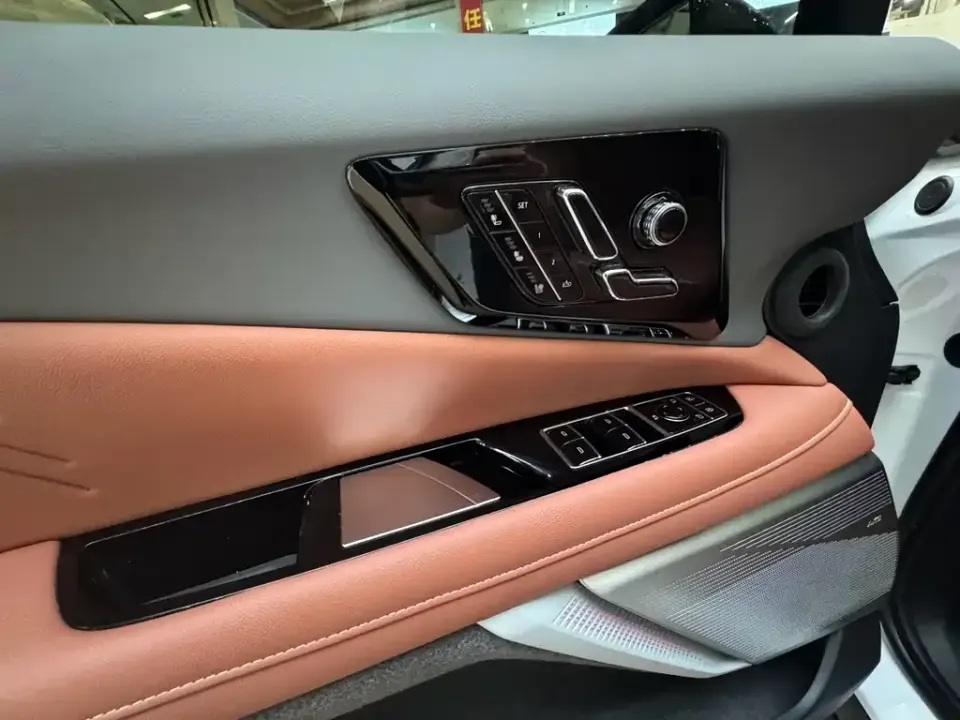 Cadillac IQ