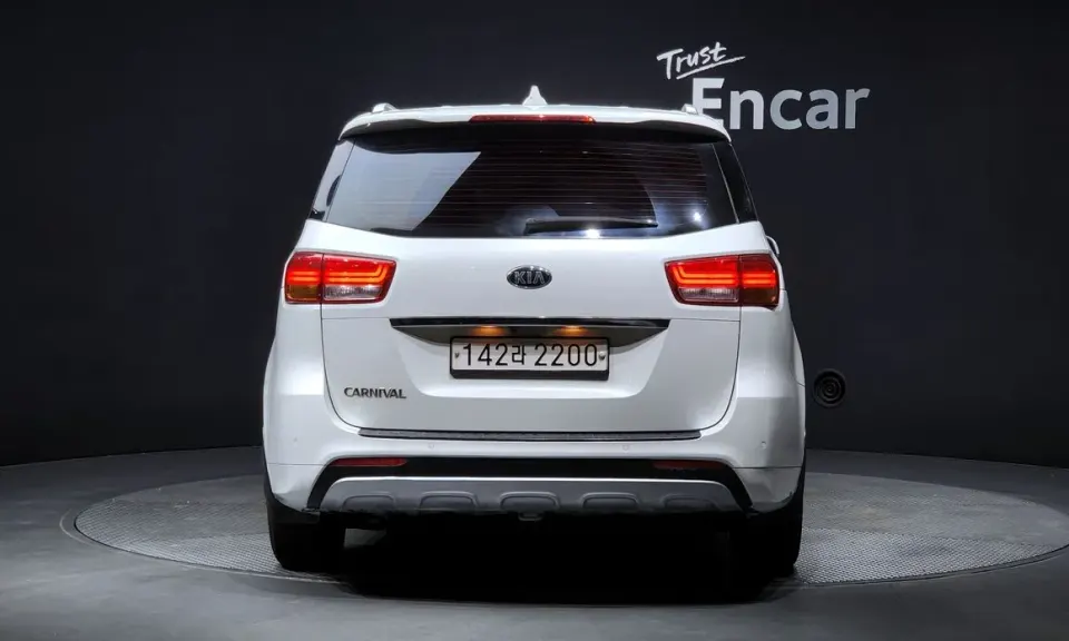Kia Canival