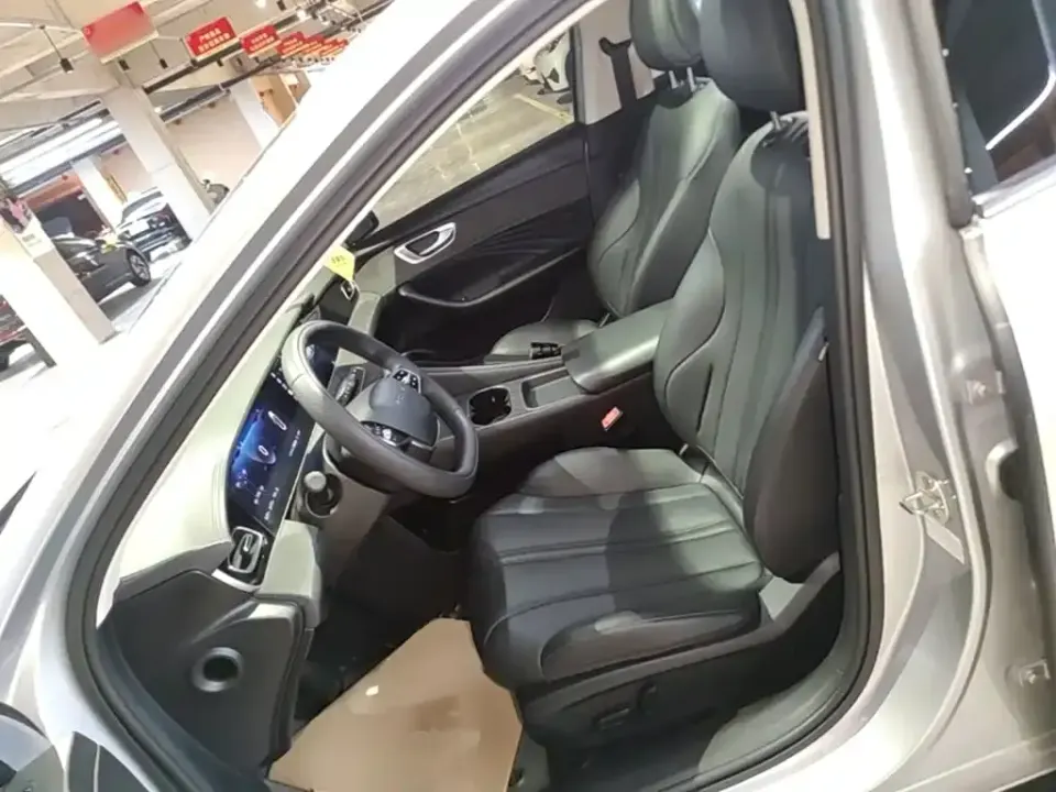 Roewe D7
