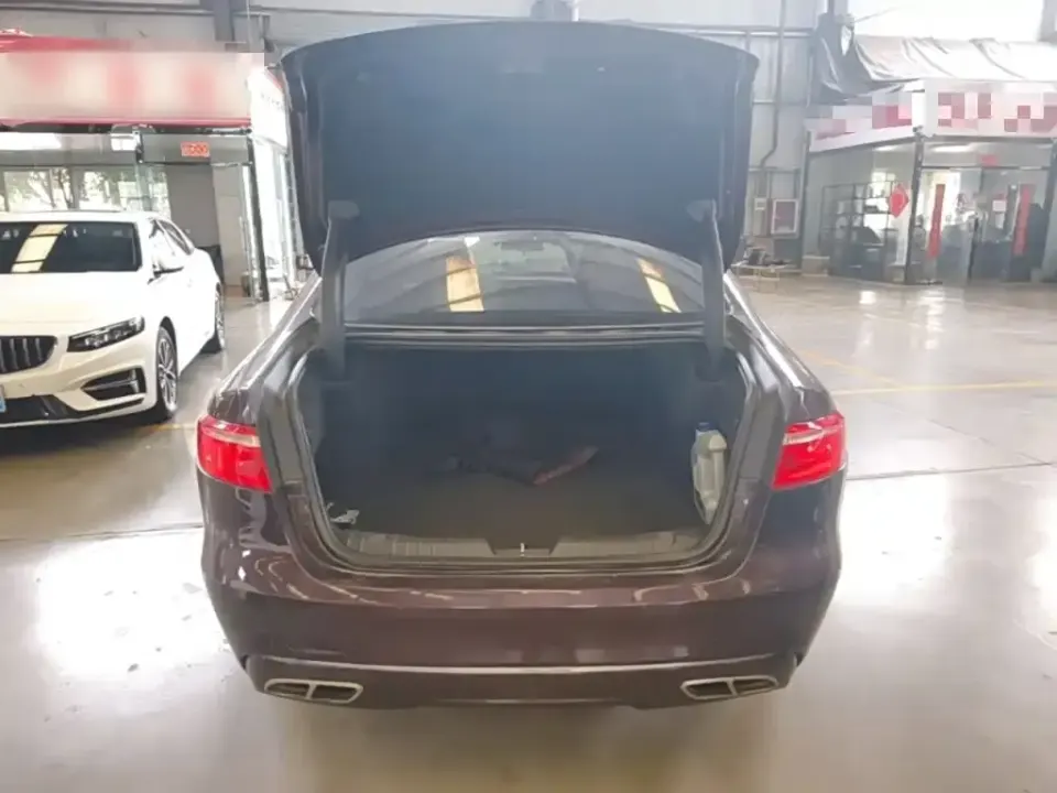Jaguar XFL