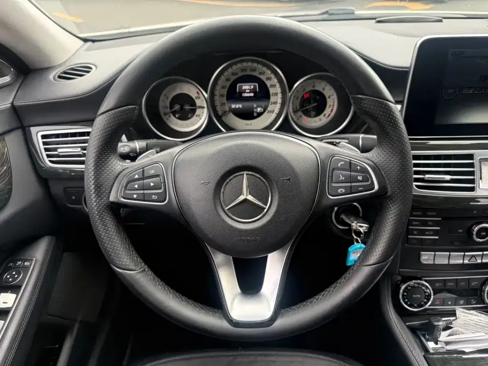 Mercedes-Benz CLS