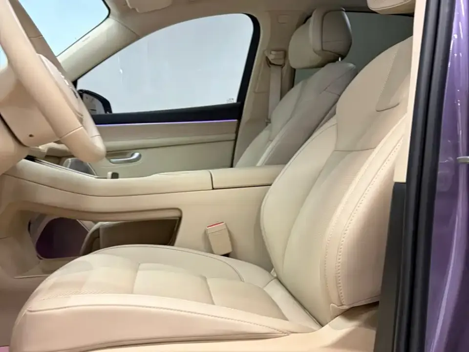 AITO AITO M5