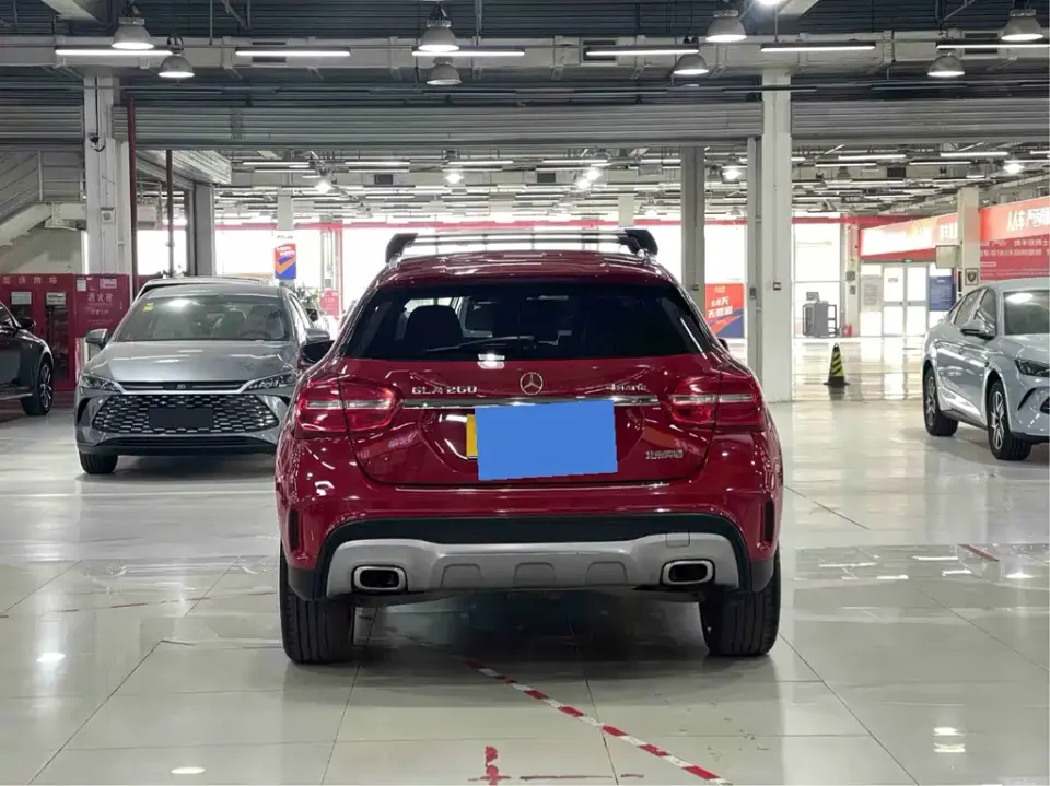 Mercedes-Benz GLA