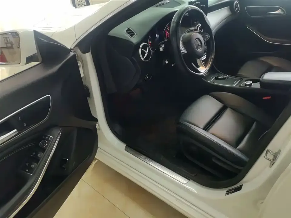 Mercedes-Benz CLA (Import)