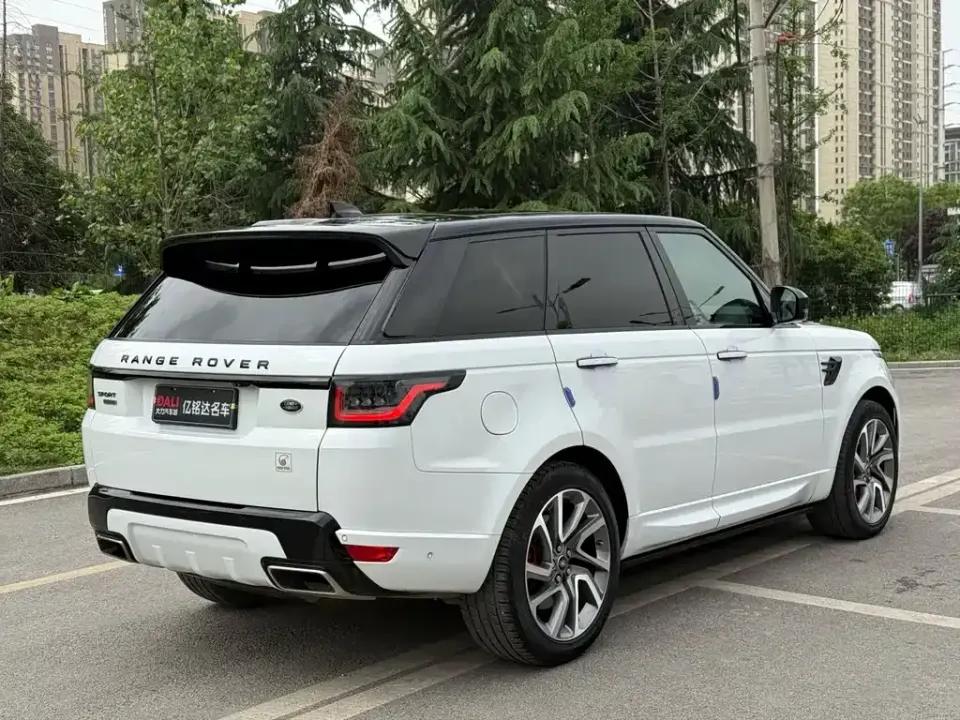 Land Rover Sport
