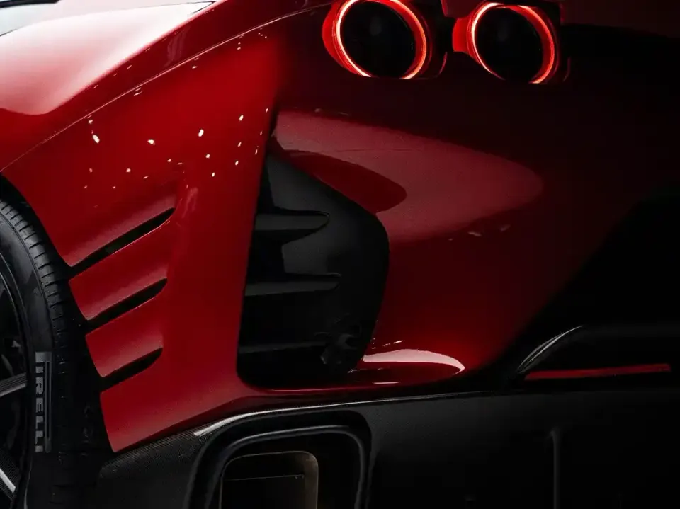 Ferrari 812