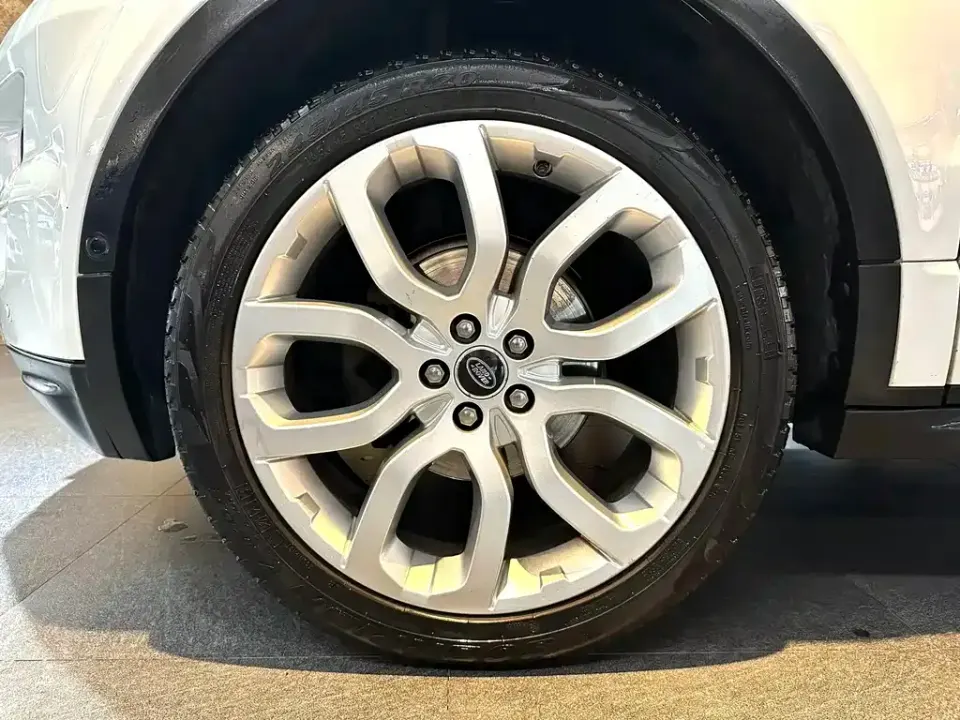 Land Rover Evoque (Import)