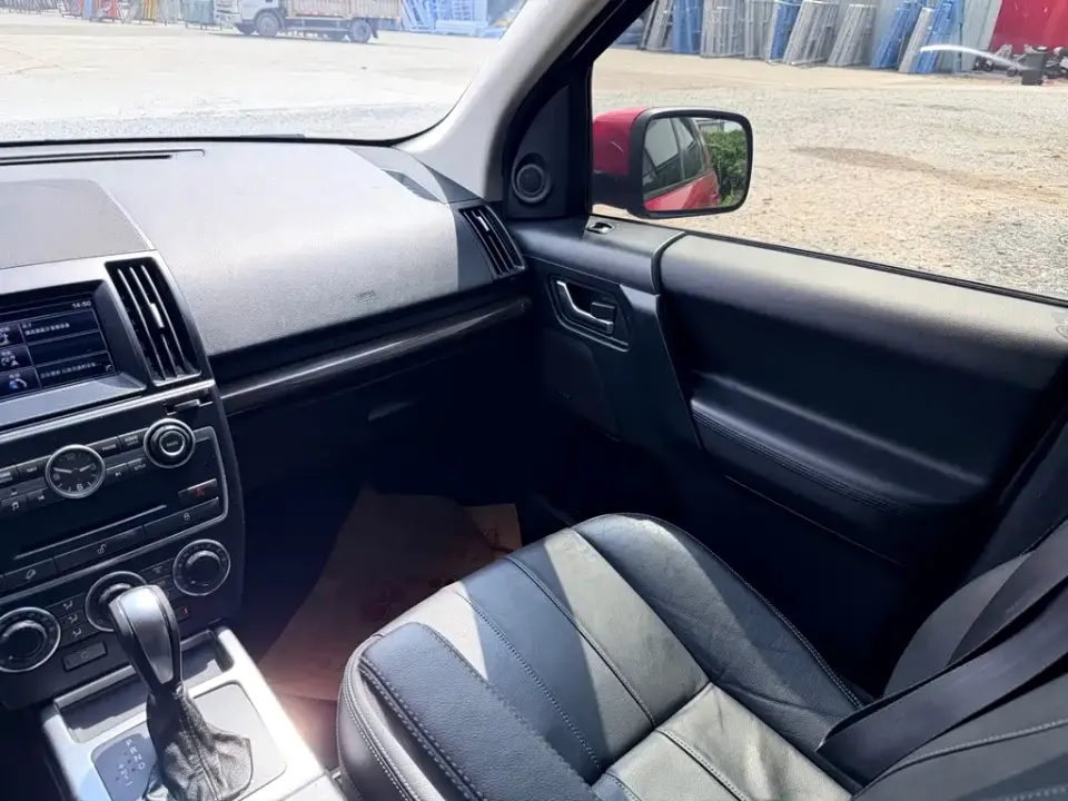 Land Rover Freelander 2