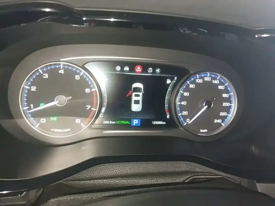 GAC Trumpchi M8